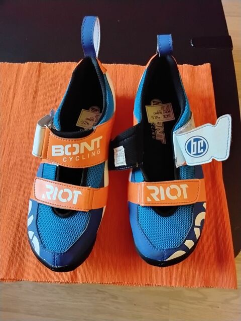 Chaussures triathlon Bont Riot tr
110 Lannemezan (65)