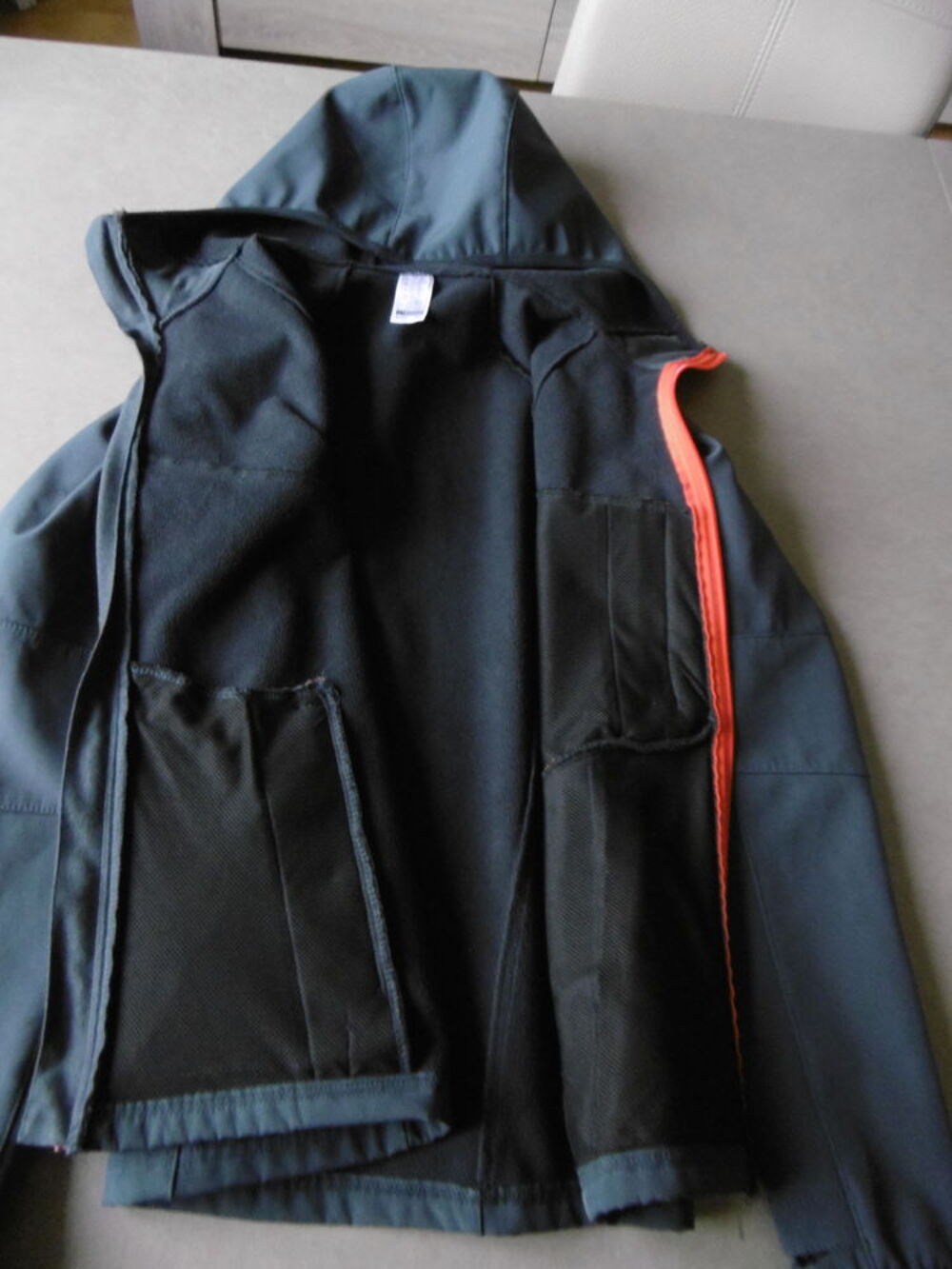 Blouson d&eacute;perlant &agrave; capuche, noir QUECHUA 12-13 ans Vêtements enfants