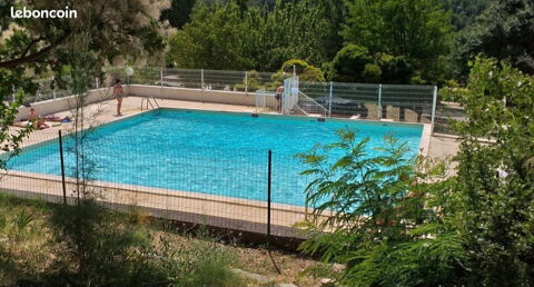   OPPORTUNIT� RARE ? Mazet meubl� avec terrasse 20 m�  Maison - 1 pi�ce(s) - 28 m�