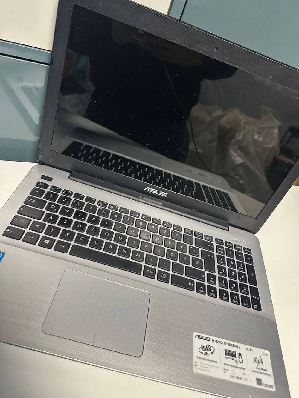 Pc portable Asus R556LA 15?'6 Matériel informatique