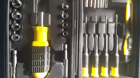 mallette d'outils et accessoires Blaringhem (59)