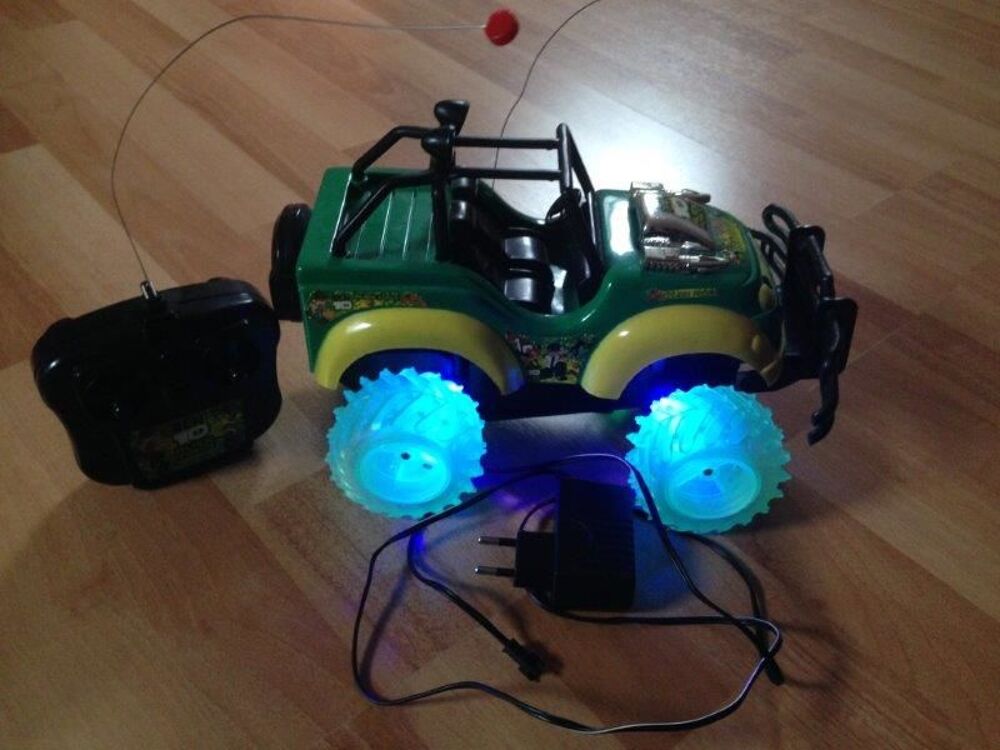 Voiture radiocommand&eacute;e lumineuse Jeux / jouets