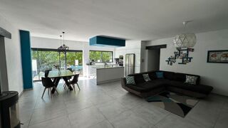 Villa à vendre 7 pièces 141 m² Forcalqueiret