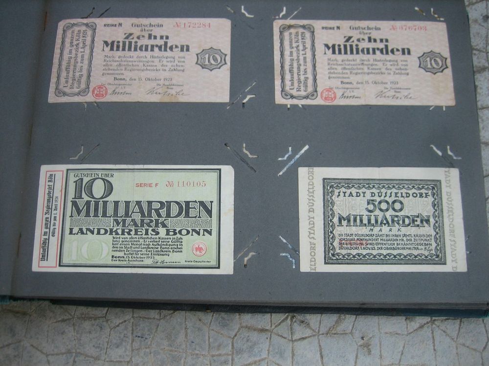 Billets de banque et cartes postales allemands 1914 Photos/Video/TV