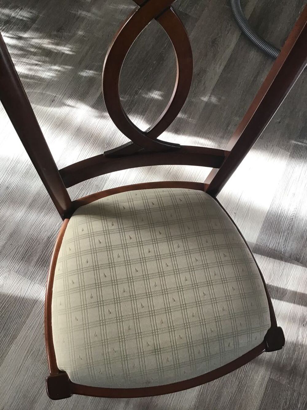 Chaises salle &agrave; manger en merisier Meubles