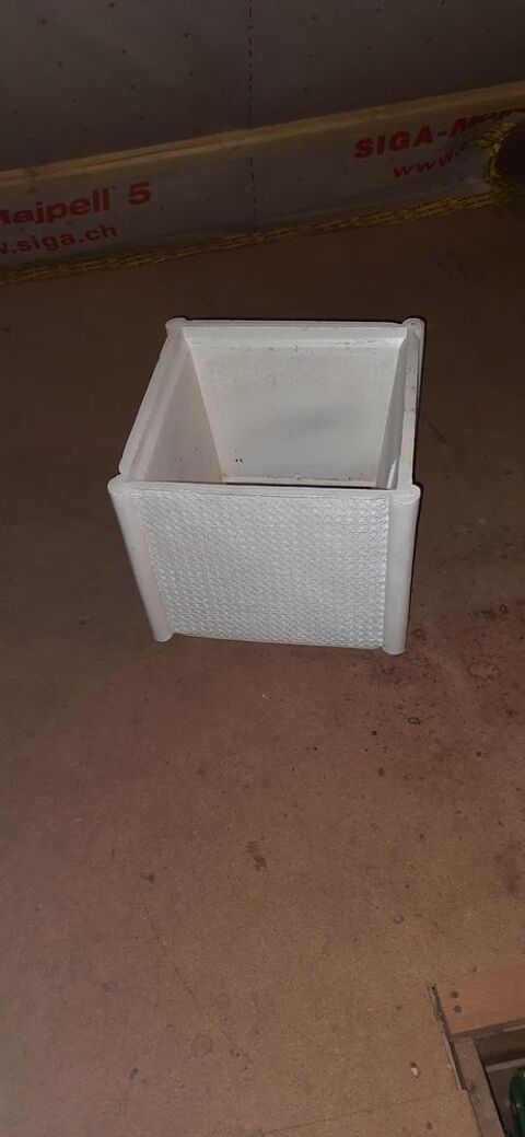 Jardinière blanche en Polyuréthane 10 Oberschaeffolsheim (67)