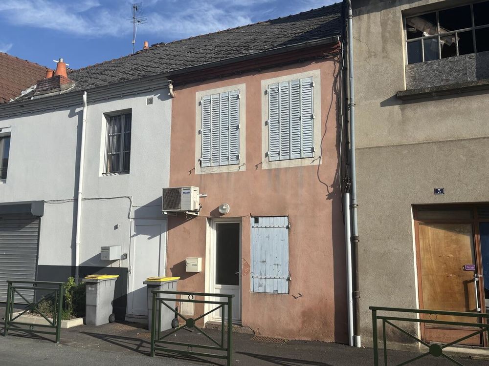 Maison 2 pièces 47 m² · à Commentry · 47 m² · 35 000 €