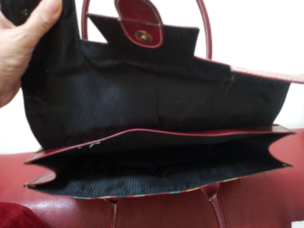Sac &agrave; main pur cuir ray&eacute; Maroquinerie