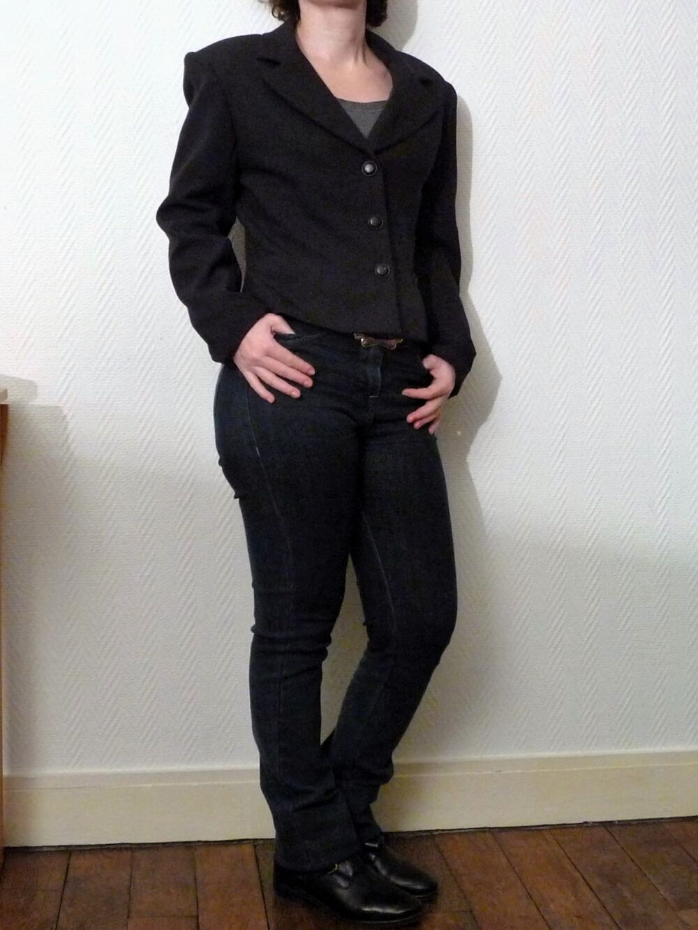 Veste Courte Kaki et Noir- Taille 1- Cote A Cote Vêtements