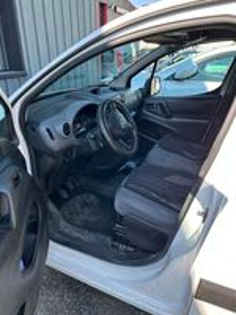 Berlingo BERLINGO 1.6 HDi 75 600 KG CLUB ENTREPRISE 2014 occasion 69380 Belmont-d'Azergues
