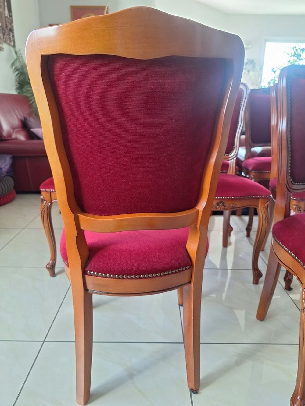 Superbe ensemble de [8/10] chaises Louis XV en merisier mass Meubles