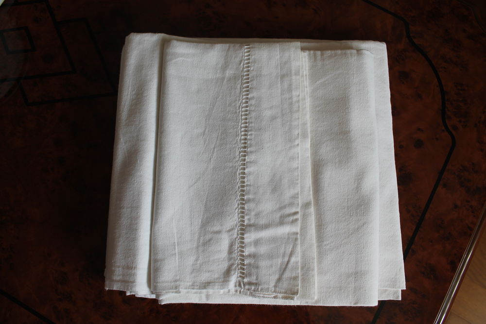DRAP EN LIN ANCIEN Décoration