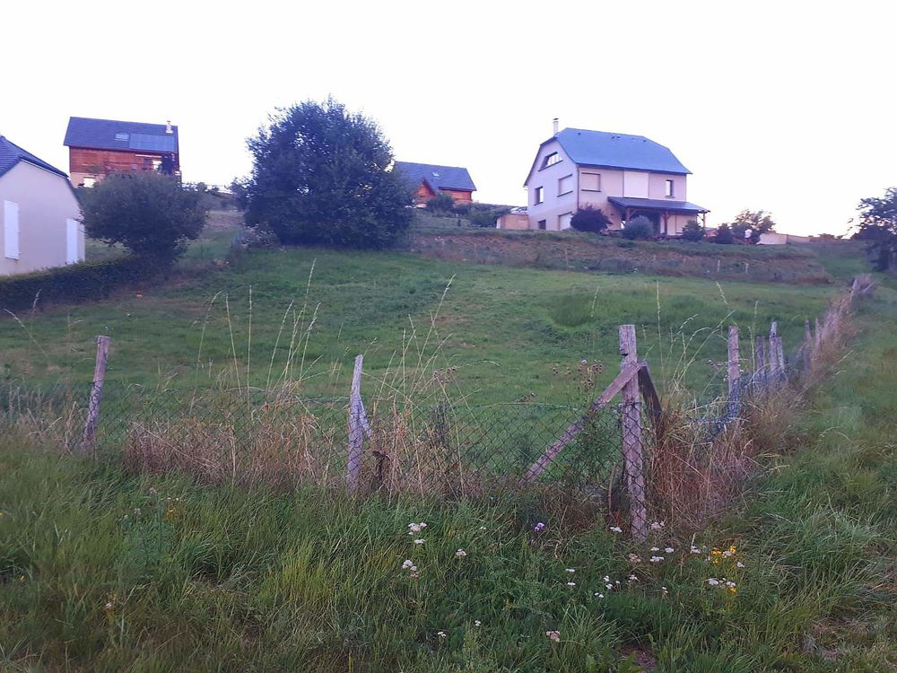 Vente Terrain Terrain à bâtir viabilisé 1027 m² - Allanche (15) Allanche