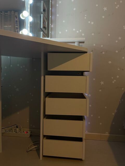 Coiffeuse d'angle La Redoute 60 Messimy (69)