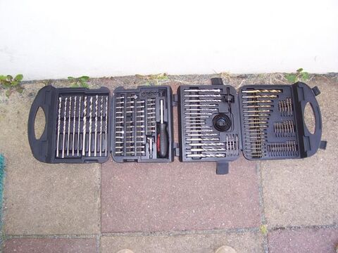 COFFRET DE 130 PIECES(FORETS/CLOCHE/FORETS BOIS/
ECT .. 45 Soullans (85)