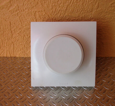 Interrupteur variateur � bouton Neptune - 300W ? Blanc 12 Saint-�lix-le-Ch�teau (31)