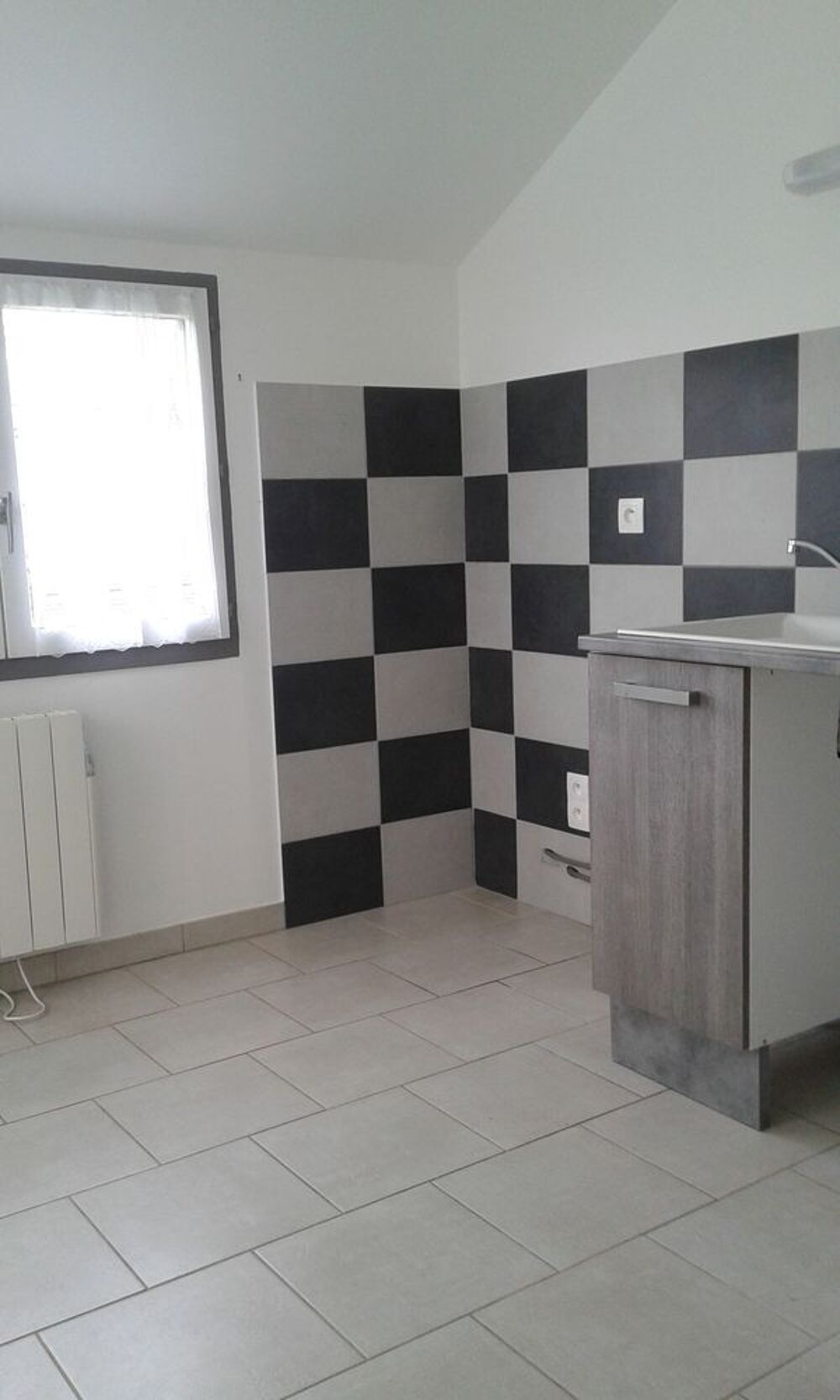 Location Maison 5 MNS CHEROY ET ST VALERIEN Montacher-villegardin