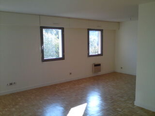  Appartement à louer 5 pièces 103 m²
