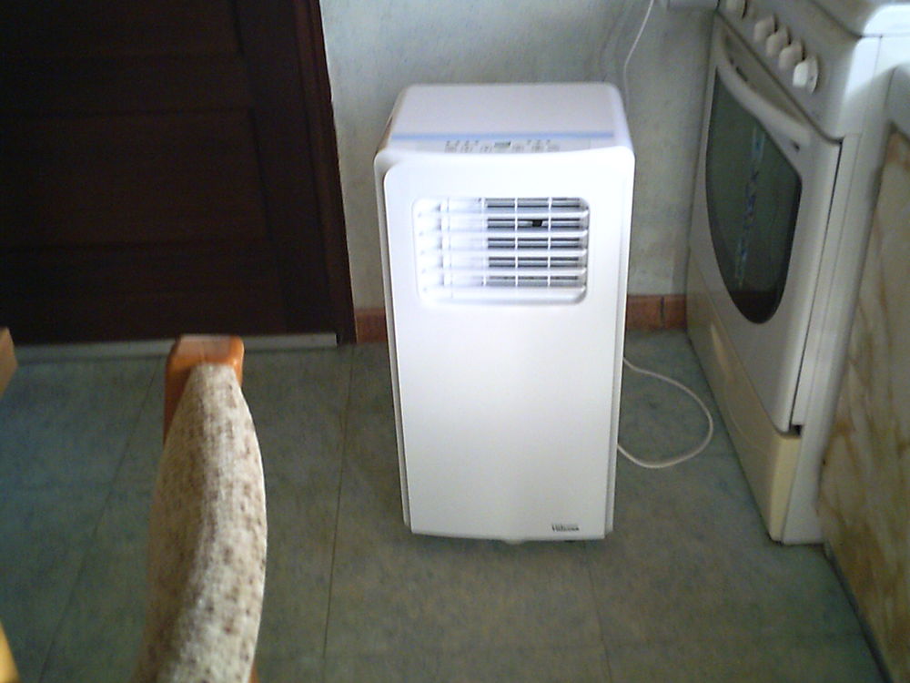 un climatiseur mobile en bon &eacute;tat fonctionne Electroménager