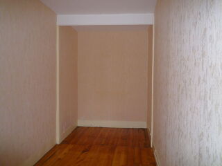  Appartement à louer 2 pièces 58 m²