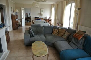  Maison � vendre 9 pi�ces 200 m�