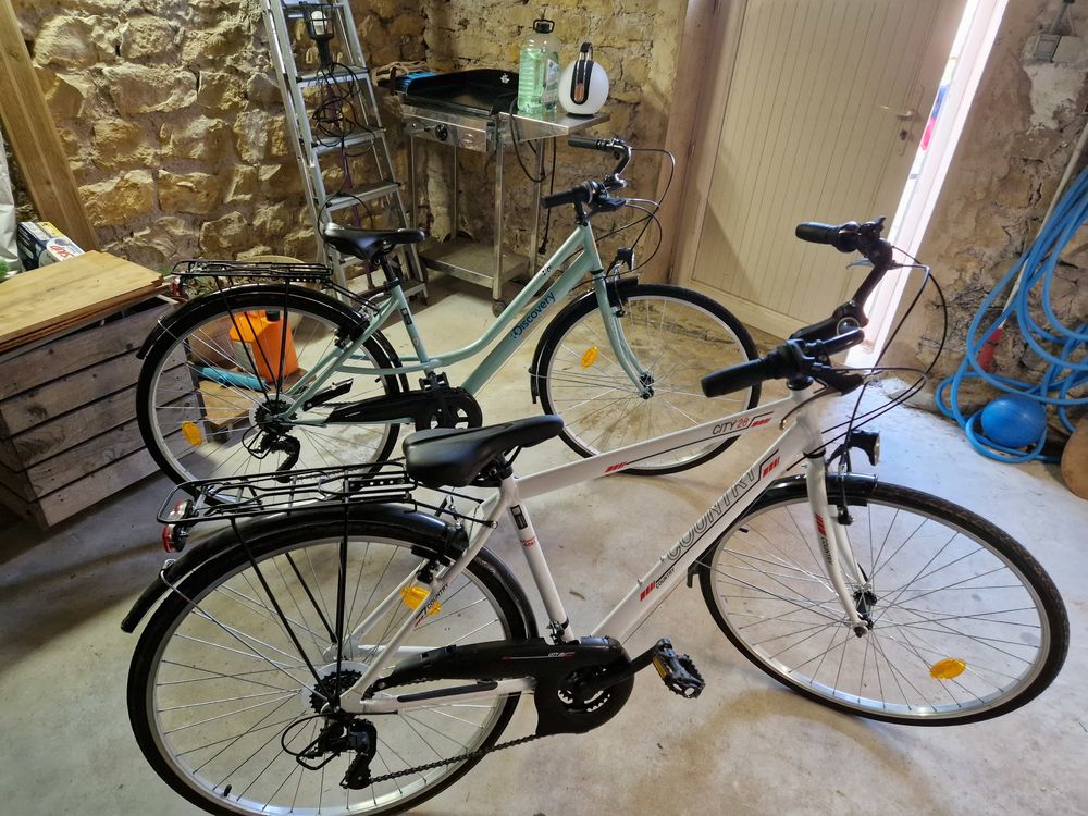 2 vtc neufs..1 homme et 1 femme Vélos