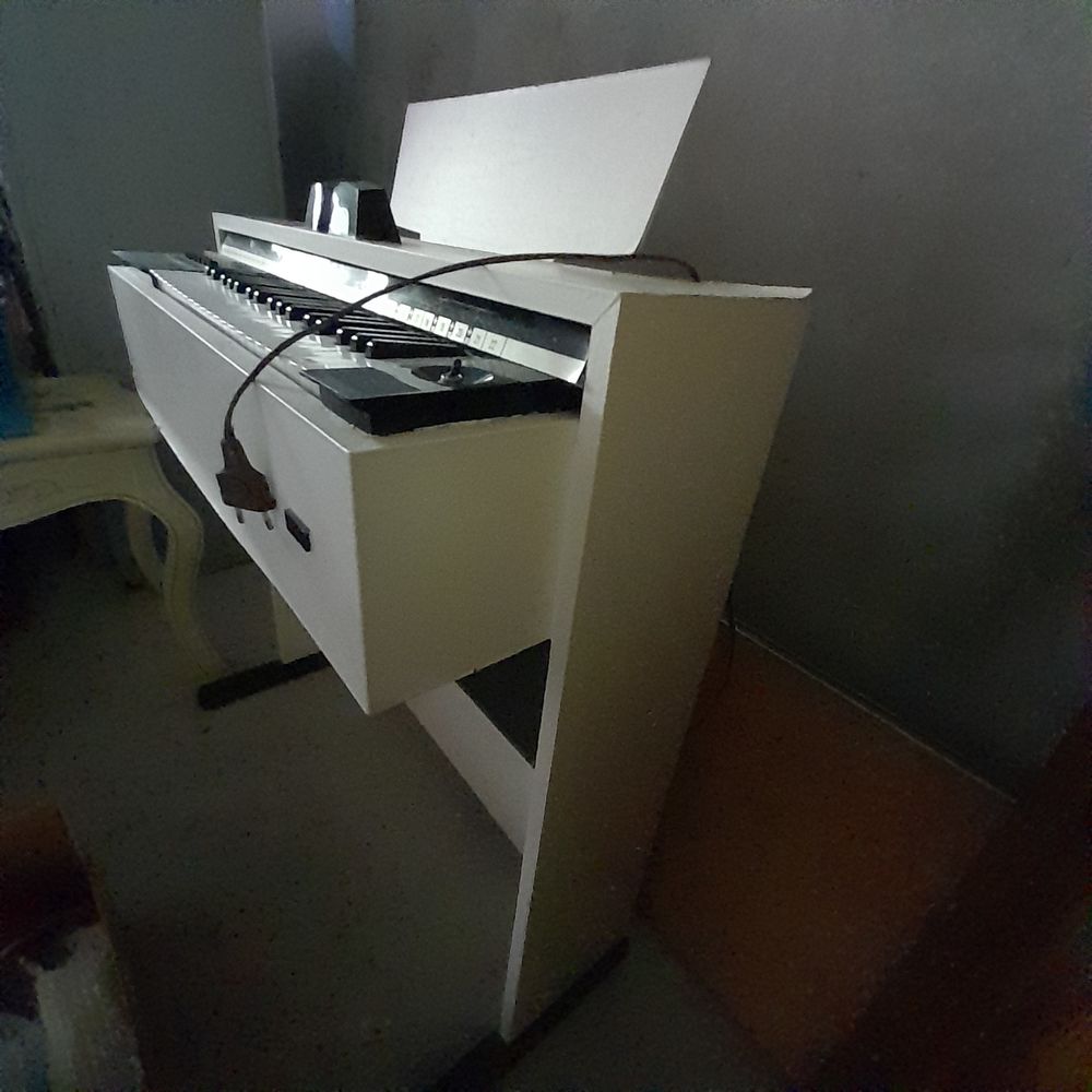 Piano/orgue numerique Instruments de musique