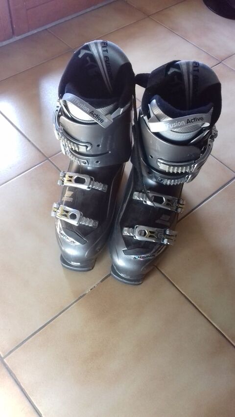 Chaussures de ski  SALOMON  mission 5 taille 43/44 ( 28:5 )
100 Septèmes-les-Vallons (13)