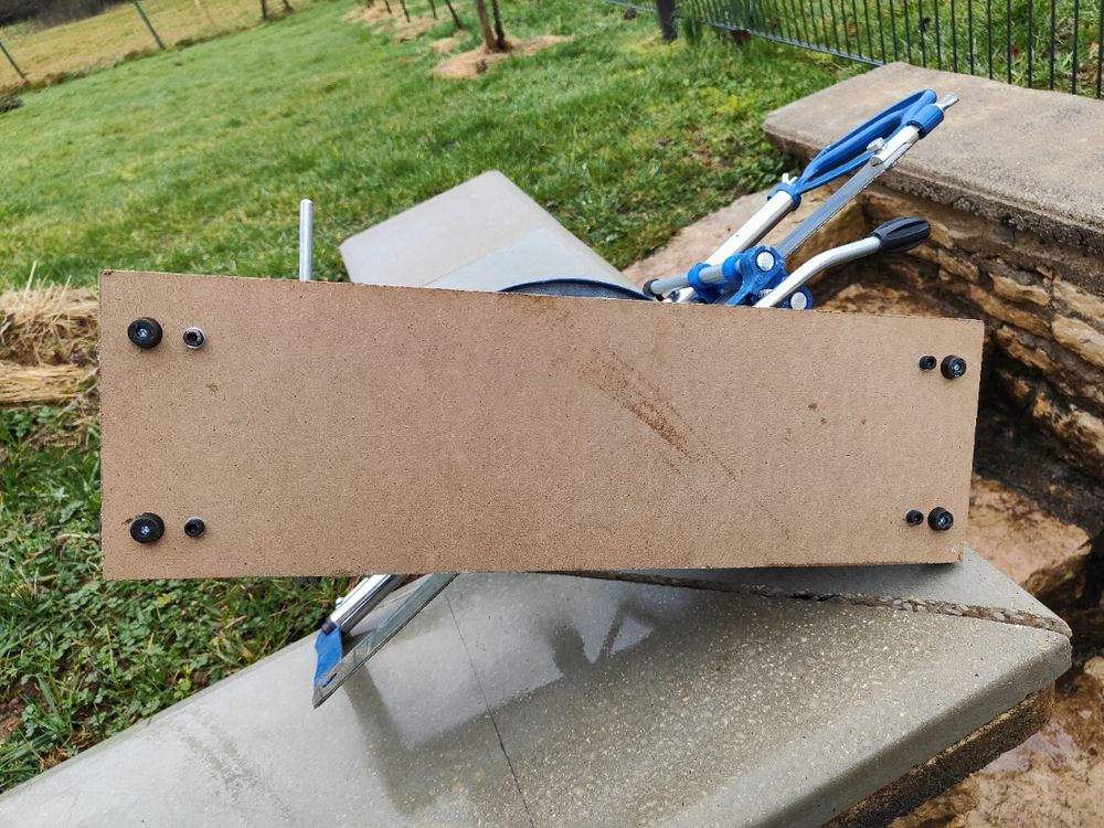 Scie &agrave; onglet manuelle sur socle en bois Bricolage