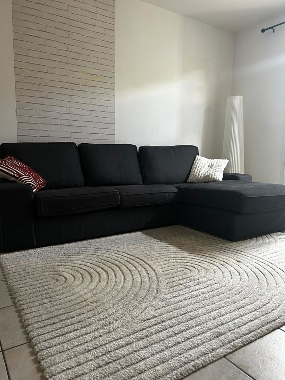 CANAPE SERIE KIVIK DE IKEA - MERIDIENNE ET TAPIS COMPRIS Meubles