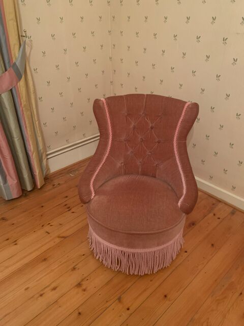 fauteuil boudoir en velours 25 Saint-Venant (62)