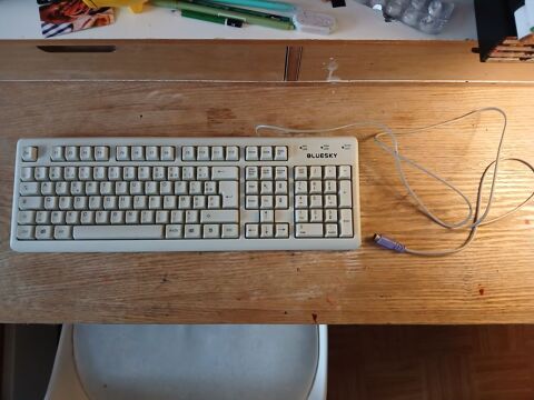 CLAVIER BLUESKY 5 Lyon 8 (69)