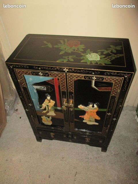 2 commodes chinoises laquées (assorti d'une boîte à bijoux) 150 Marsac (23)