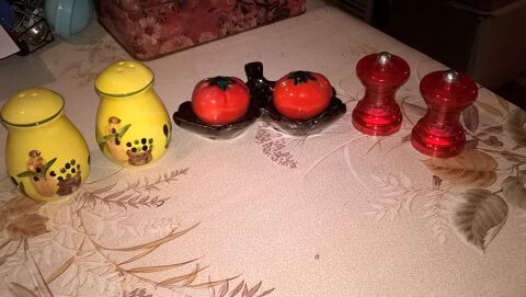 3 ensembles vintage  sali�re/poivri�re  ann�es 1960/1970. 15 Flers-en-Escrebieux (59)