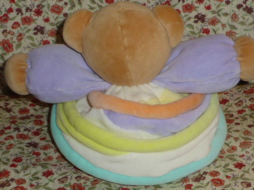 Kaloo doudou ours boule candy spirale 25 cm Puériculture