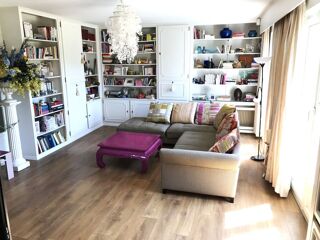  Maison  vendre 8 pices 210 m