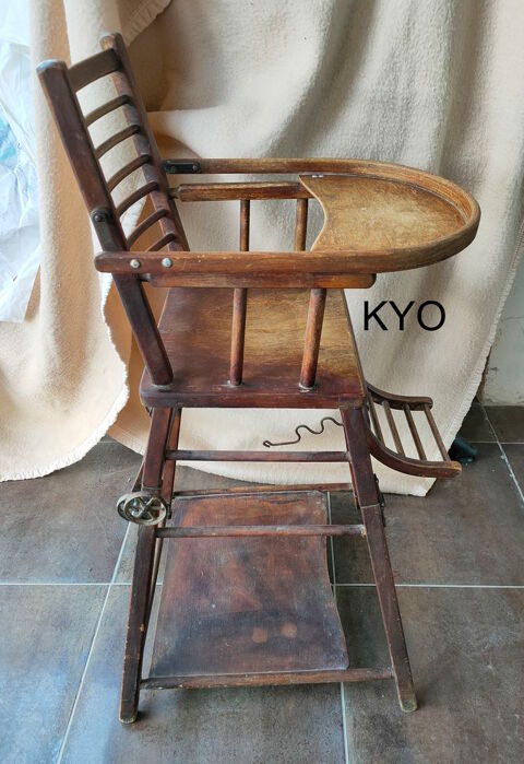 Chaise haute bois bébé vintage ancienne transformable bureau 59 Foncine-le-Haut (39)