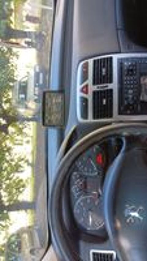 307 SW 1.6 HDi - 110 Navtech on Board 2005 occasion 84800 L'Isle-sur-la-Sorgue
