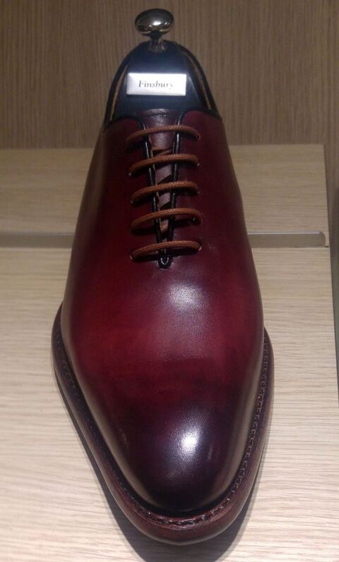 Chaussures Finsbury  Giulia  richelieu neuves - 100€  P40/41 0 Angers (49)
