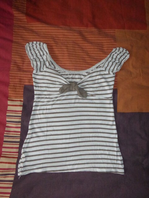 PETIT HAUT � rayures taupe/blanc - 38 2 Doussard (74)