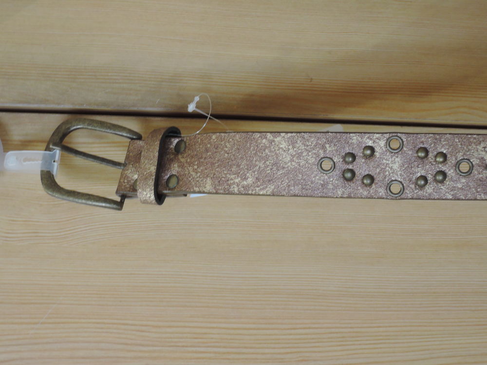 Ceinture claire's taille S/M neuve Maroquinerie