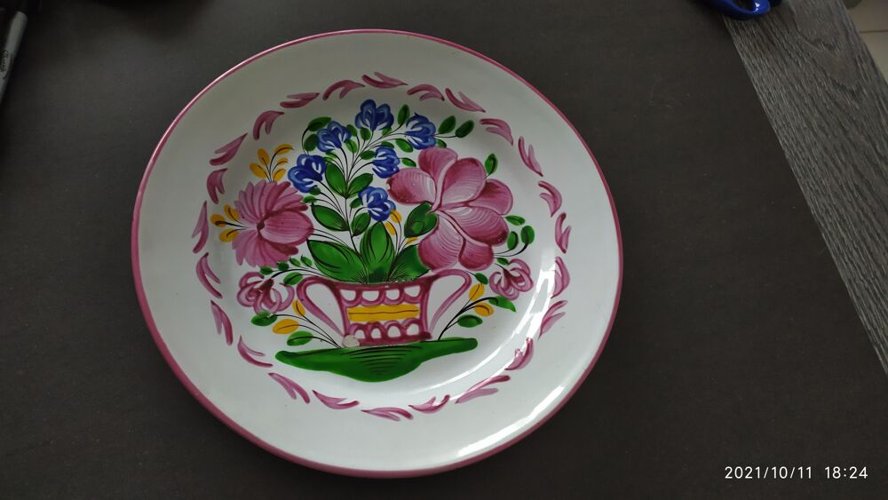 assiettes anciennes ,au choix le lot de 4 Décoration
