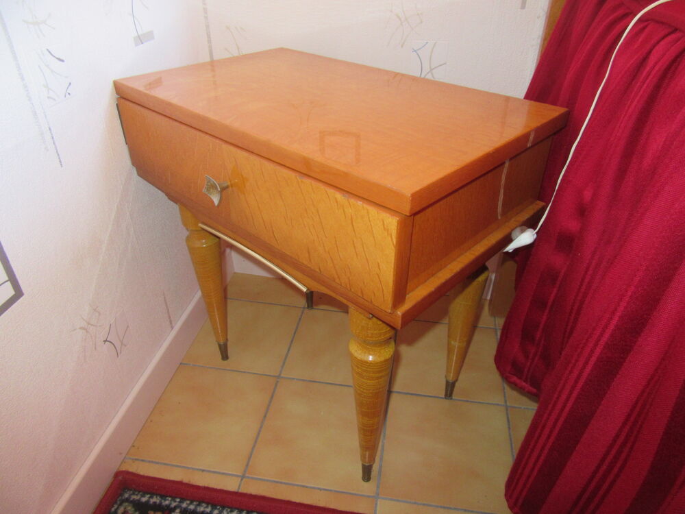 Chambre &agrave; coucher compl&egrave;te Meubles