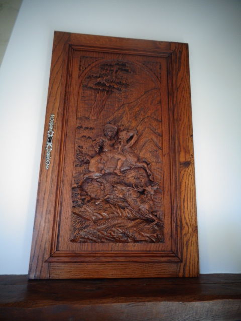 Ancienne Porte Centrale de Buffet Henri 2 ? D�cor en relief 75 Roissy-en-Brie (77)