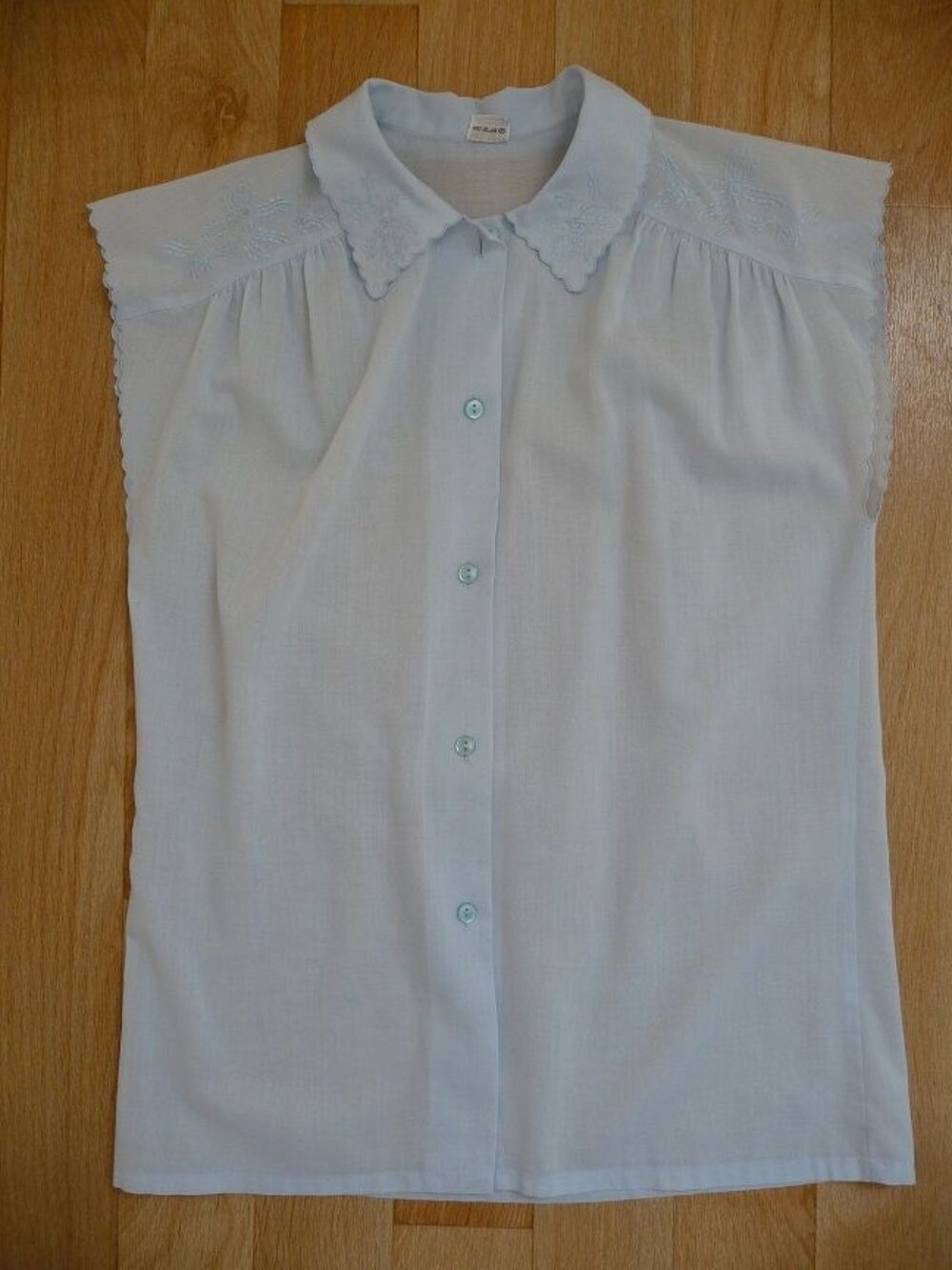 Chemisier sans manches bleu ciel T.38 Vêtements