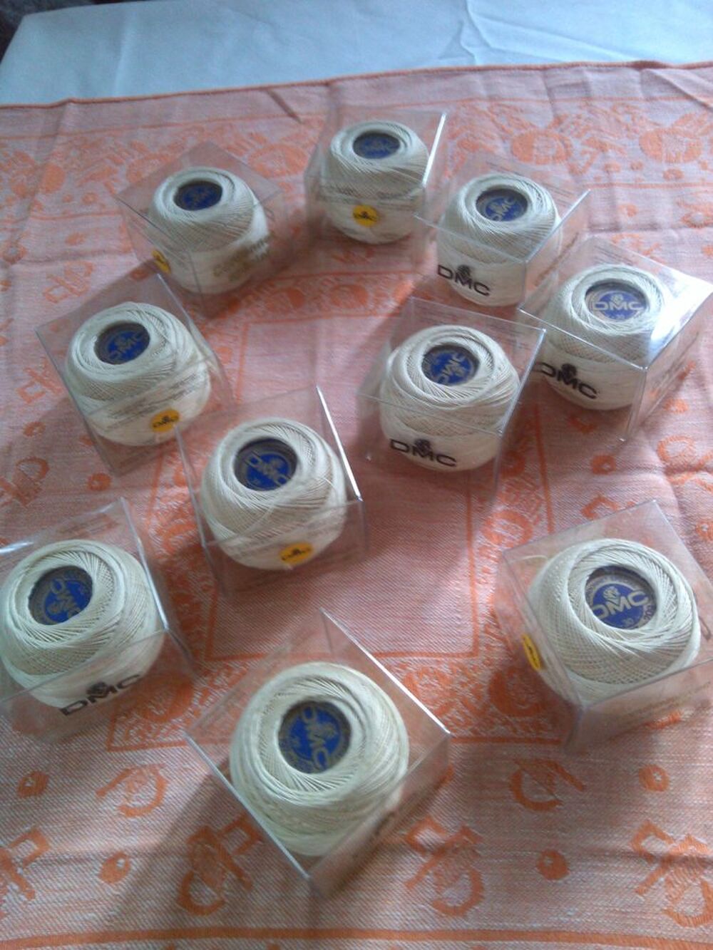 Pelotes de coton DMC Cordonnet Sp&eacute;cial Crochet N&deg; 30 / &Eacute;CRU Décoration