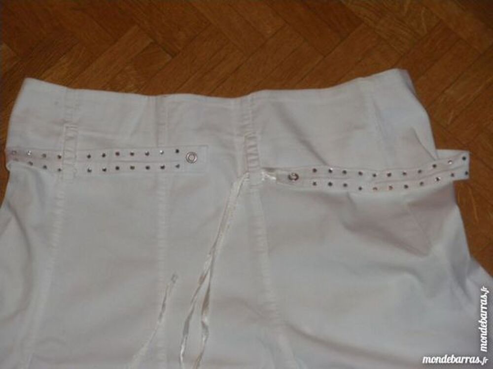 Superbe jupe blanche (V12) Vêtements