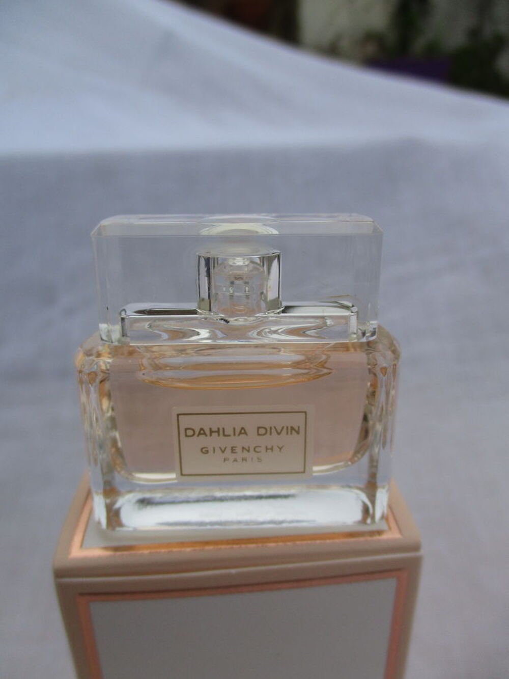 Miniature d'Eau de Toilette "Dahlia Divin" - Neuve 