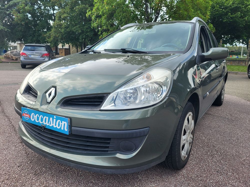 Clio III Clio 1.5 dCi 85 eco2 Privil&egrave;ge 2008 occasion 78540 Vernouillet
