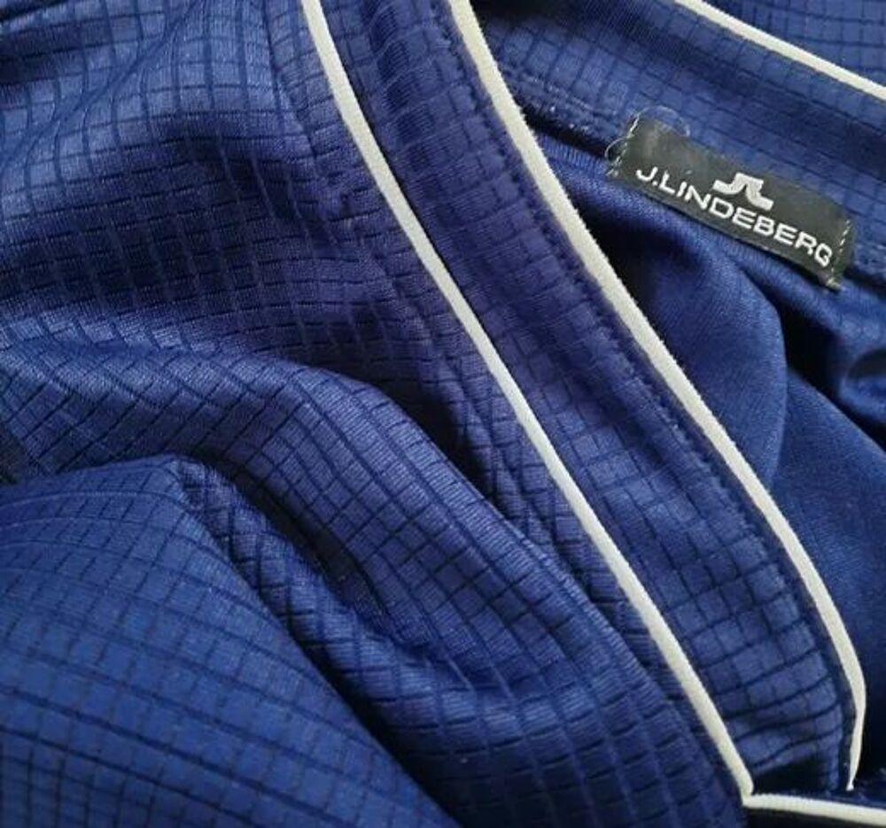 Tee shirt bleu marine de marque- ou sport T XL . 44 - 46 Vtements